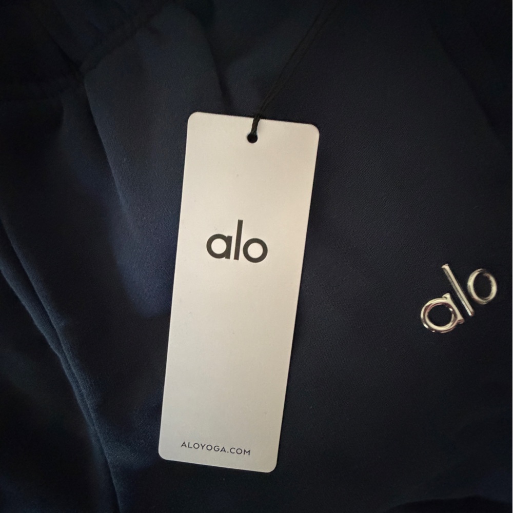 Alo Yoga Accolade Sweatpant – Navy – Size XS – NWT - Picture 5 of 6